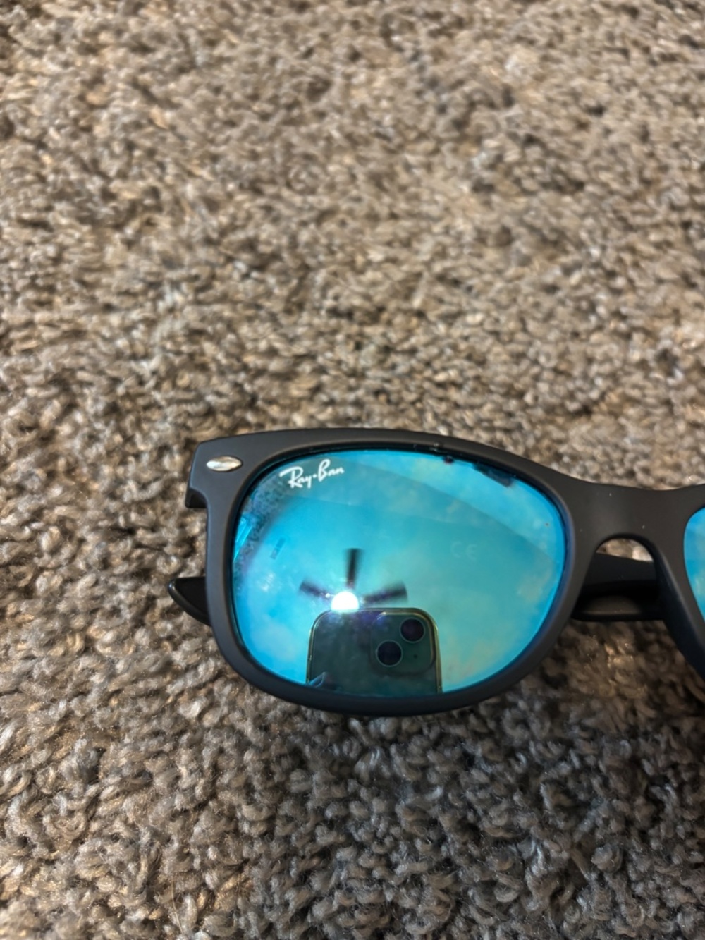 Kids Raybans - Picture 2 of 3